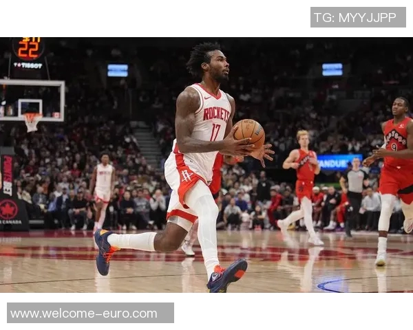 火箭队依靠篮板优势逆袭对手二次进攻助力赢得关键胜利